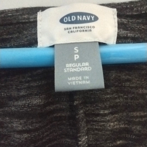 Women or junior Old Navy tank top size SP - Picture 8 of 13